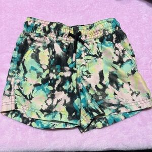 Boys size XS 4/5 | Art Class | Multicolor Shorts